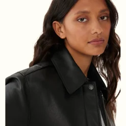 R.M. Williams Lynwood Bomber Black Store