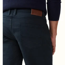 R.M. Williams Nicholson Short Navy Best